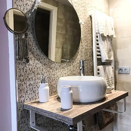 La Casona De Alutiz & Bodega