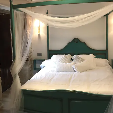 La Casona De Alútiz&bodega Casa rural